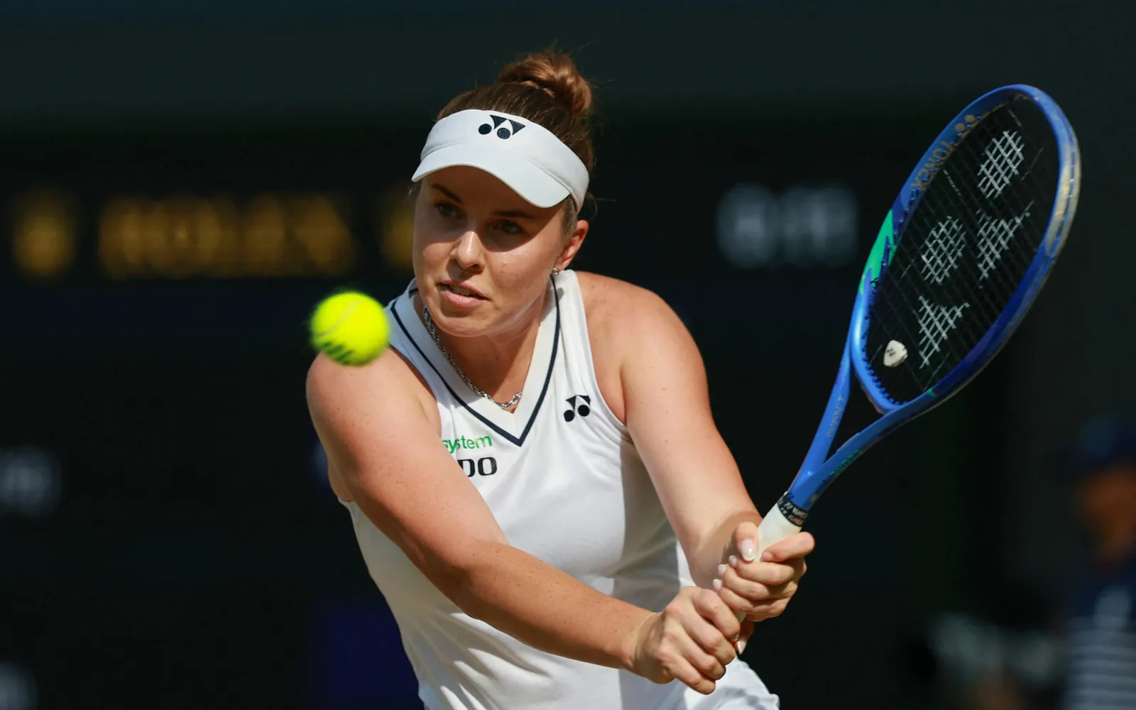 Linda Noskova of the Czech Republic returns the ball to Marta Kostyuk of Ukraine during the women's singles semi-final match on day eleven of the 2026 Wimbledon Championships at All England Lawn Tennis and Croquet Club in London, on July 9, 2026. ( The Yomiuri Shimbun ) (Photo by Kentaro Tominaga / The Yomiuri Shimbun via AFP)